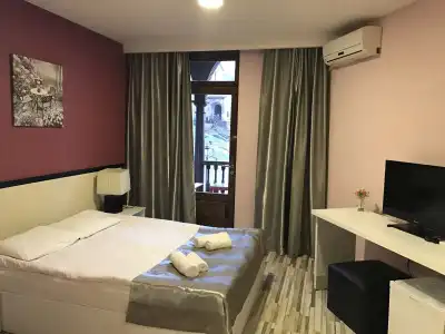 Tiflis Metekhi - 4