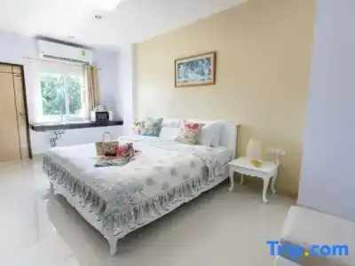 YaYa B by Briza Group - 12