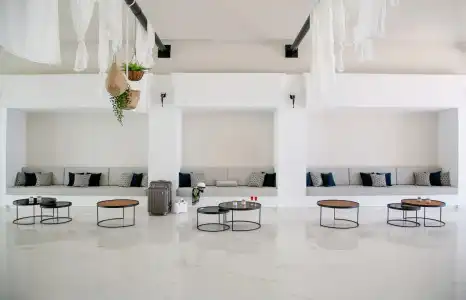 Louis Paphos Breeze - 2