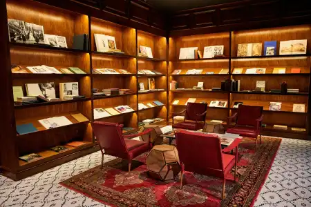 The Adolphus, Autograph Collection - 10