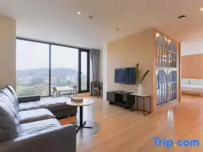 Balcony Seaside Sriracha & Serviced Apartments (SHA Extra Plus) - 214