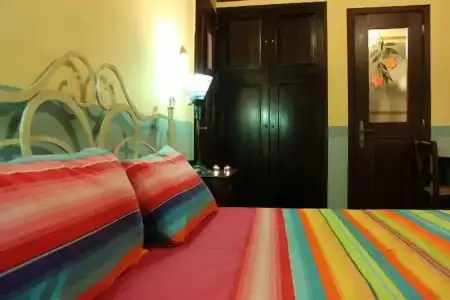 Mythos Guesthouse - 49