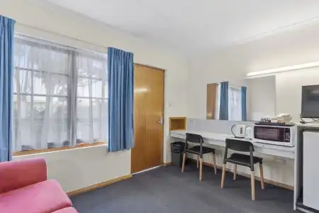 Martin Cash Motel - 46