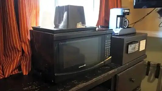 Paradise Inn & Suites - 48