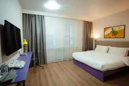City Hostel - 52
