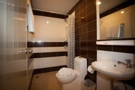 iCheck inn Chill Patong - 7