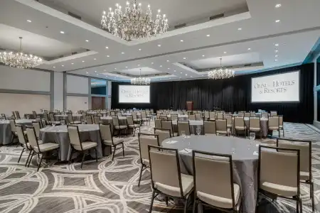 Omni Houston - 21