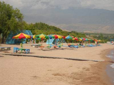 Gostevoi korpus 3 v pansionate " Zolotye peski". Selo Bosteri. Issyk- Kul'. Kyrgyzstan. - 13