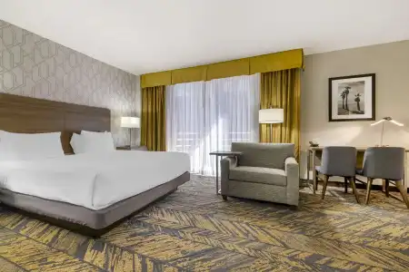 Best Western Plus Bayside Inn - 35