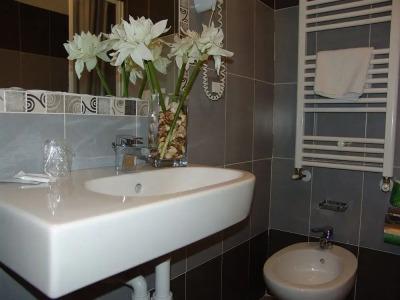 Paradise Airport - 7