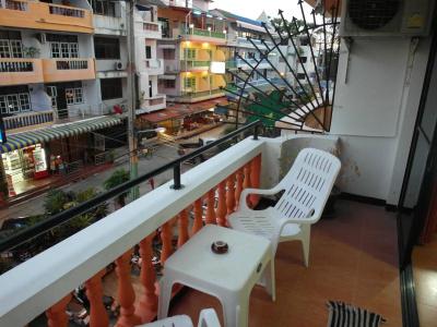 OYO 963 Sunshine Guesthouse - 13