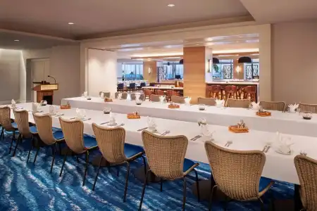 Prince Waikiki - 32
