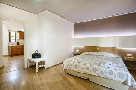 Elina Apartments - 4