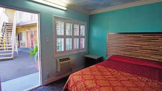 Lincoln Motel - Los Angeles, Hollywood Area - 41