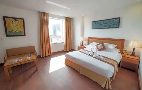 Phnom Penh Katari - 160