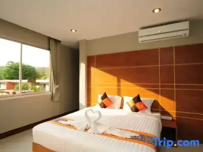 Phu NaNa Boutique - 76