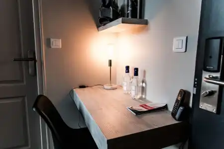 Hôtel ROSA - Bordeaux Centre Gare Saint Jean - 51