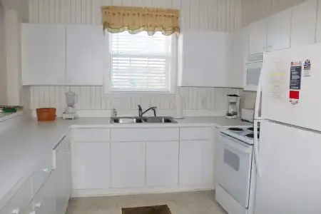 1024 Cypress Bend - 11