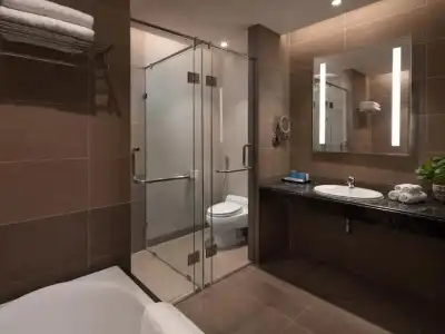 Altara Suites Da Nang by AHG - 14
