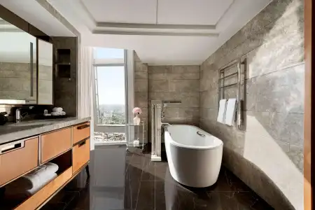 Shangri-La The Shard, London - 12