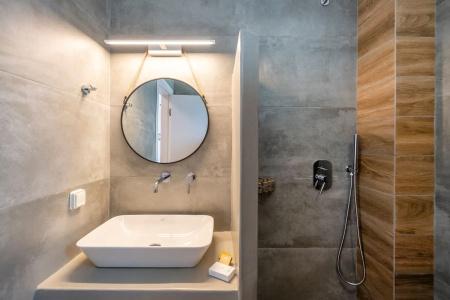 Drios Luxury Studios - 180