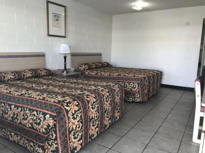 Superlodge Motel - 5