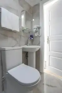 Sofia Corner - 117