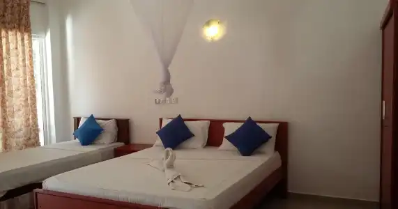 Oasis Beach Resort - 5
