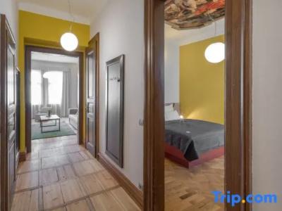 Art House Apartments by Adrez Living - 31