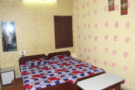 Raj Bed & Breakfast - 15