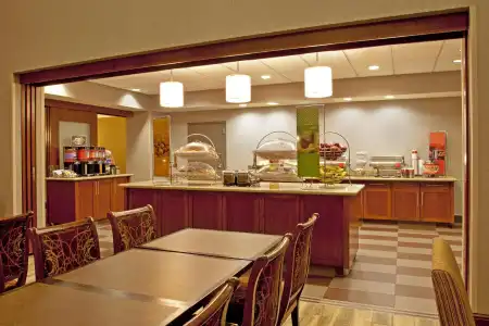 Hampton Inn Suites Minneapolis St Paul Arpt-Mall of America - 18