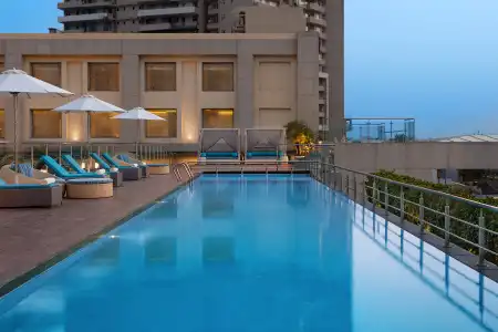 DoubleTree by Hilton Agra - 12