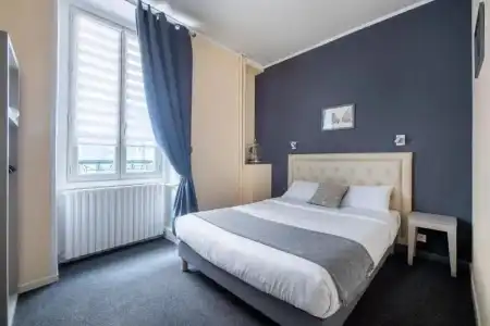 Royal Hôtel - 51
