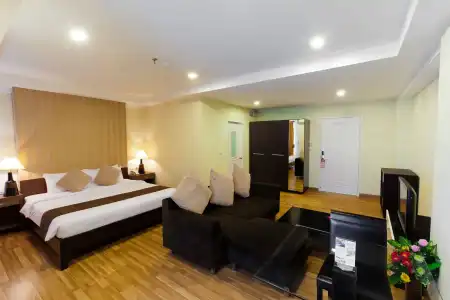 Sunday Platinum Suites - 2