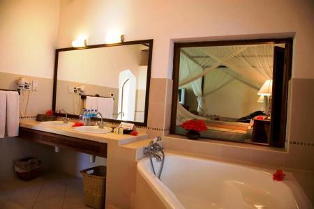 Bluebay Beach Resort & Spa - 6