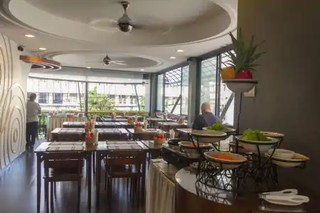 Baan Nilrath - 27