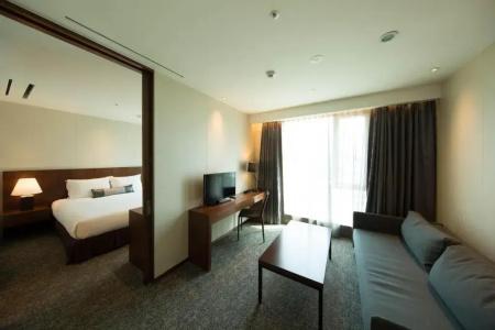 Solaria Nishitetsu Busan - 100