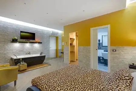 Excellence Suite - 140