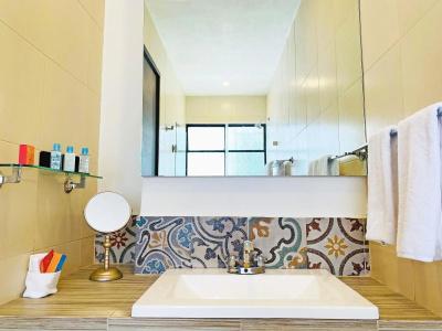 Parral 14 Boutique - 14