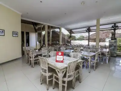 The Flora Kuta Bali By Reddoorz - 26