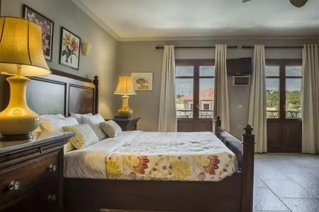 Balhambra Suites - Adults Only - 212