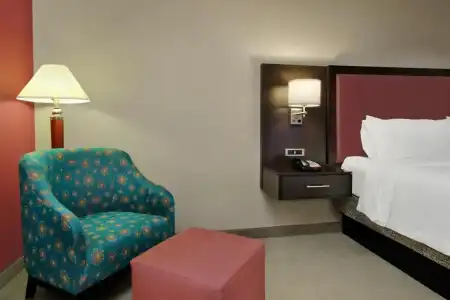 Hilton Garden Inn Sonoma County Airport - 52