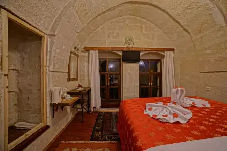 Melek Cave - 17