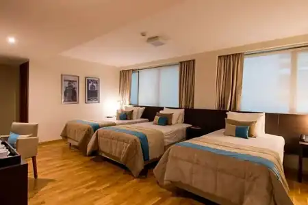 Caseros 248 - 59