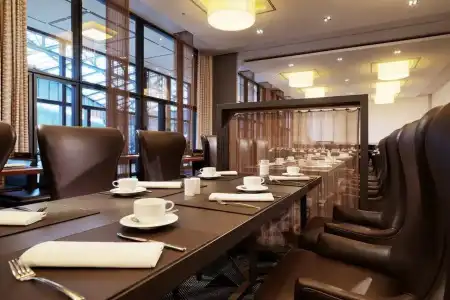 Sheraton Berlin Grand Esplanade - 12