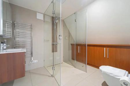 Luxury Style Apartments - 42