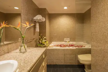 Norfolk Mansion Luxury Serviced Apartment - 10
