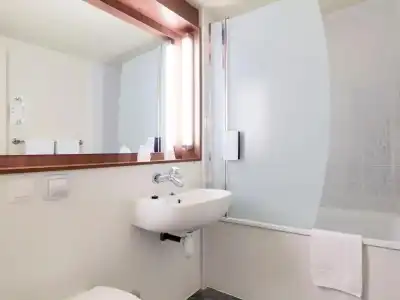 Campanile PRIME - Montpellier Est Le Millénaire - 8