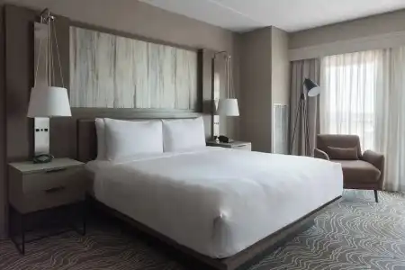 Marriott Savannah Riverfront - 29