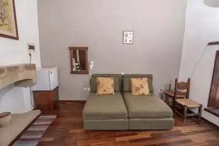 Goulas Traditional Guesthouse - 69